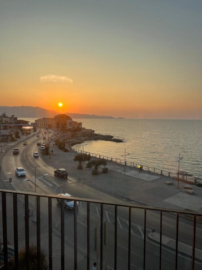 Vespera City Hotel Heraklion  ภายนอก รูปภาพ